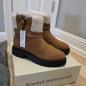 Women's Tan Waterproof Boots